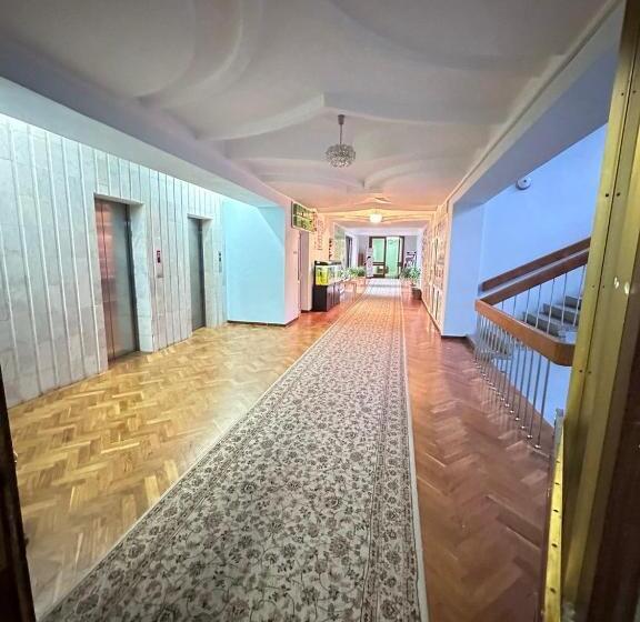 هتل санаторий аврора