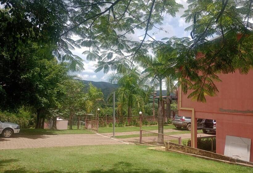 Отель Agencia E Pousada Capitolio Mg