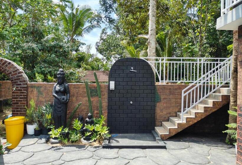 בית מלון כפרי Byron Jungle Resort