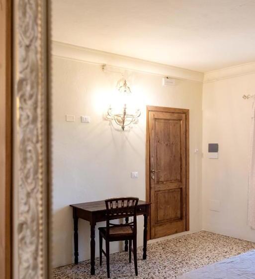 酒店 Camere 4 Stagioni Agriturismo Vialto