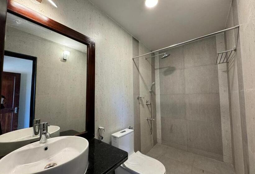 בית מלון כפרי Casa Eternal Resort Mandrem