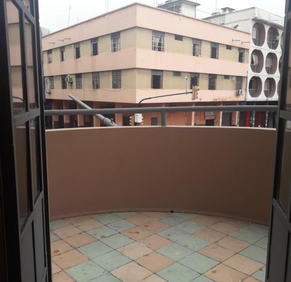 בית מלון כפרי City Central Guayaquil