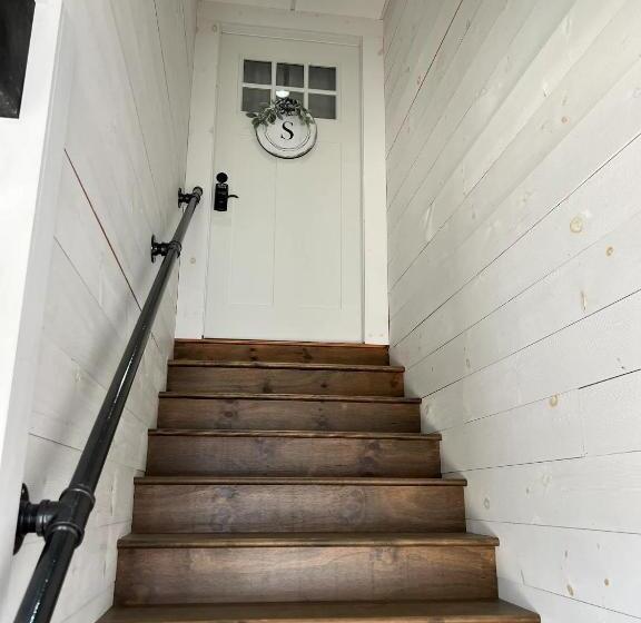 מלון כמוסות Sleep At Simplicity