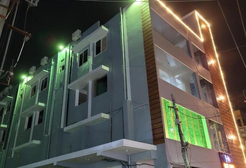 호텔 Deepak Retreat