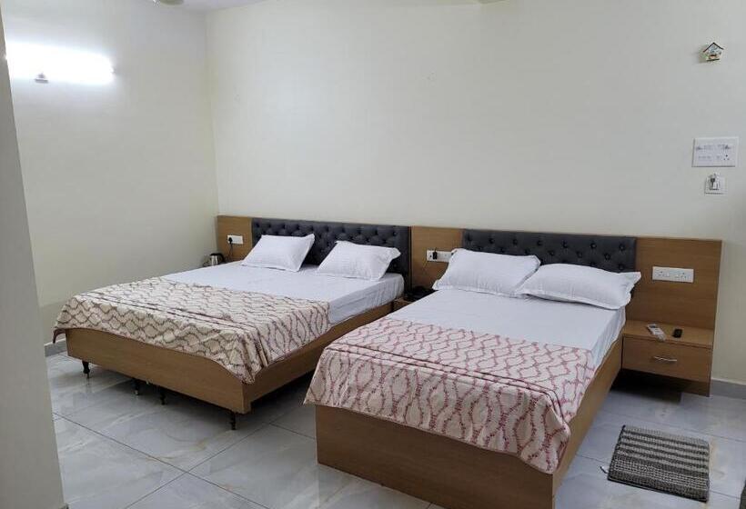 호텔 Deepak Retreat