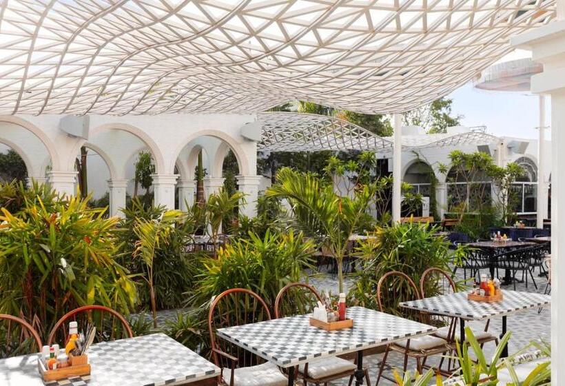 Отель Dyore House By Bharat Mahal Palace