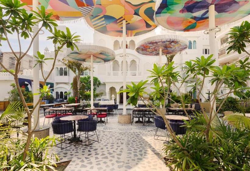 Отель Dyore House By Bharat Mahal Palace