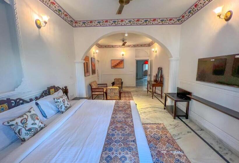 Отель Dyore House By Bharat Mahal Palace