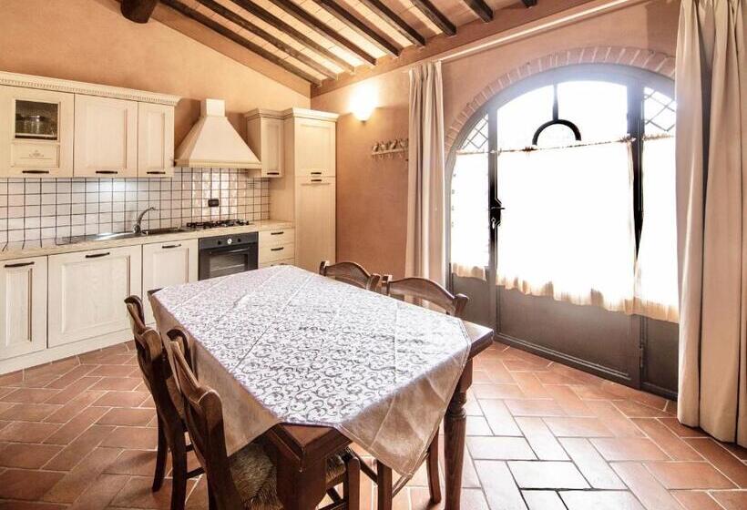 호텔 Fonteluce Rooms & Family Lodges