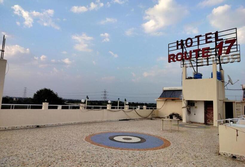 Fabhotel Green Valley I