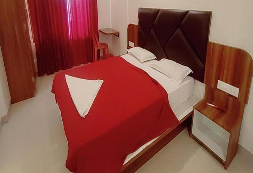 Fabhotel Green Valley I