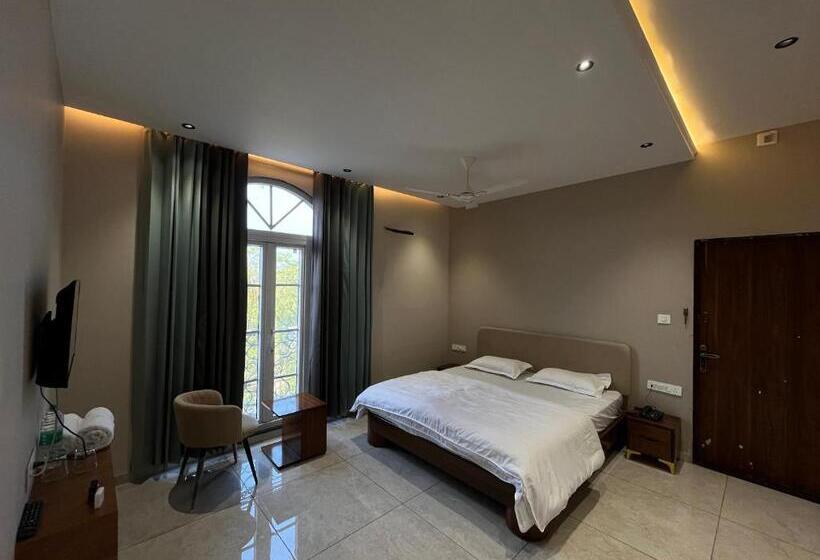 فندق Hari Leela Fort View Palace