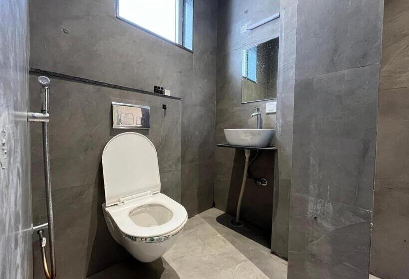 Hotel Hari Leela Fort View Palace