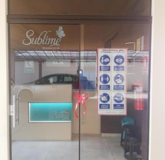 호텔 Hostal Sublime