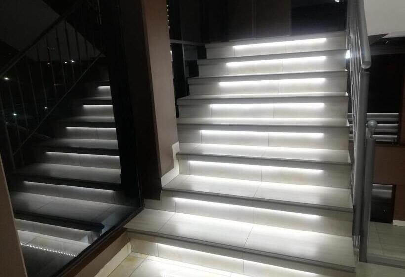 هتل Hostal Sublime