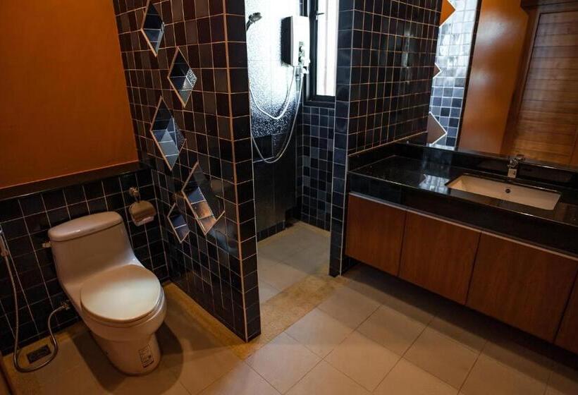 호텔 Huan Chom Jan Hometel At Lampang