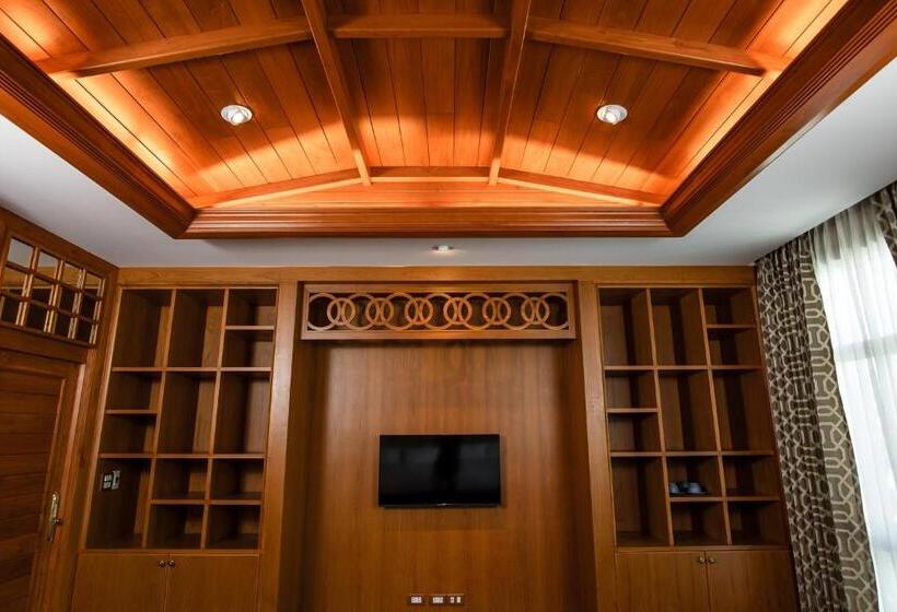 호텔 Huan Chom Jan Hometel At Lampang