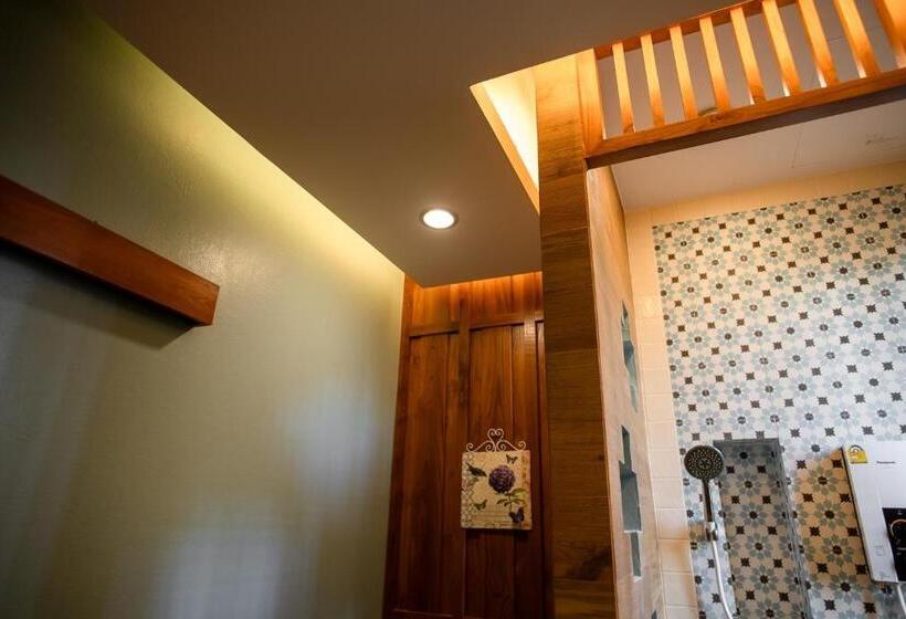 호텔 Huan Chom Jan Hometel At Lampang