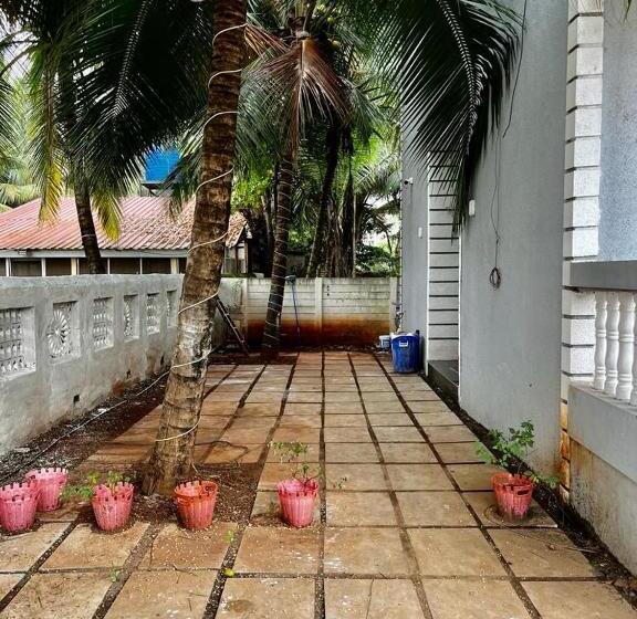 فندق Indu Chhaya