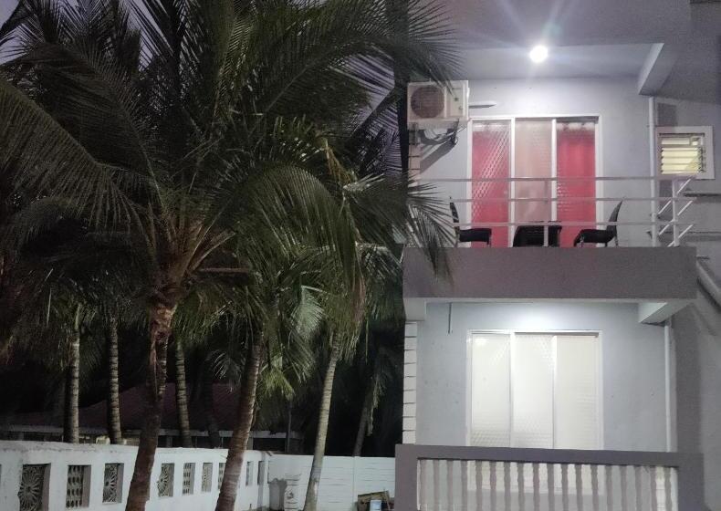 בית מלון כפרי Indu Chhaya