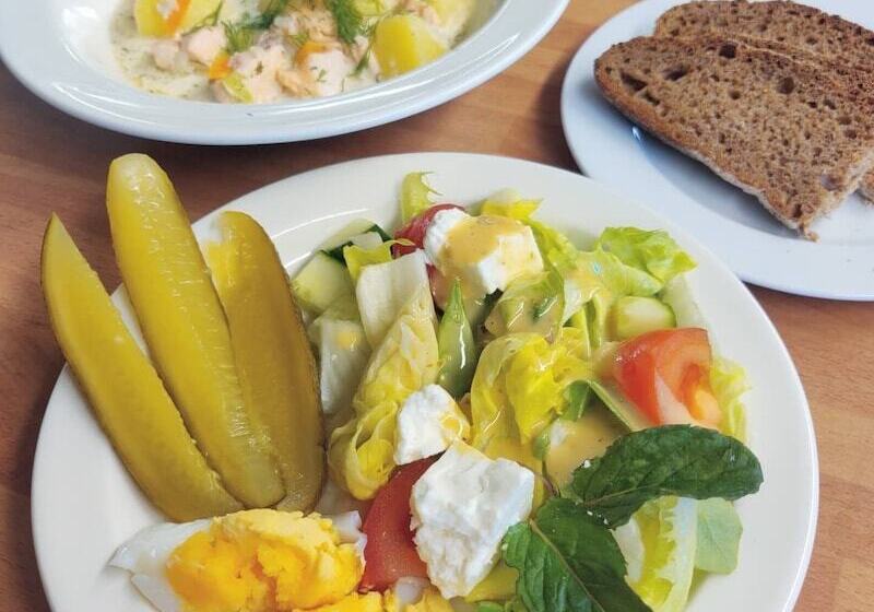 ホテル Li Heimari