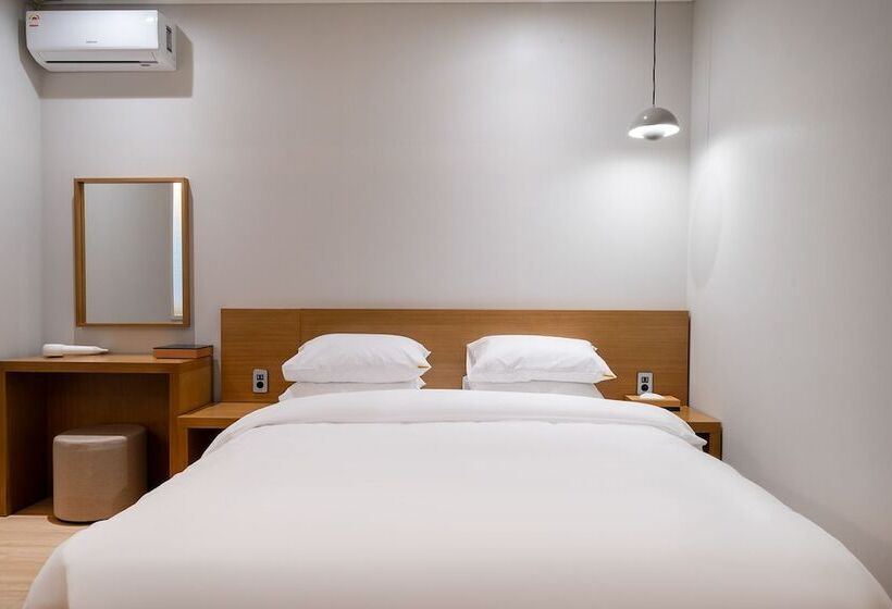 בית מלון כפרי Mono