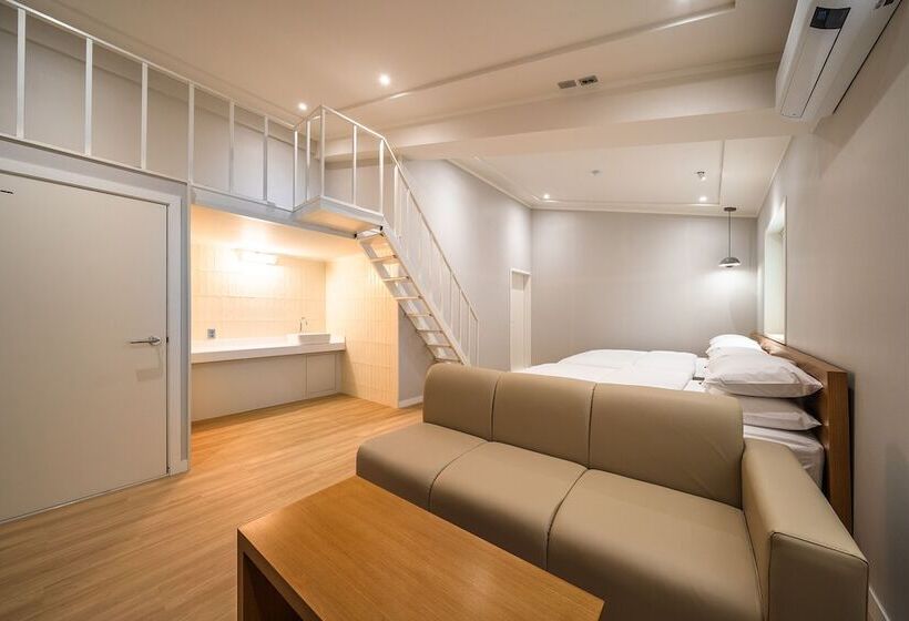 בית מלון כפרי Mono