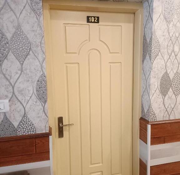 Hotel Nouvella Residency