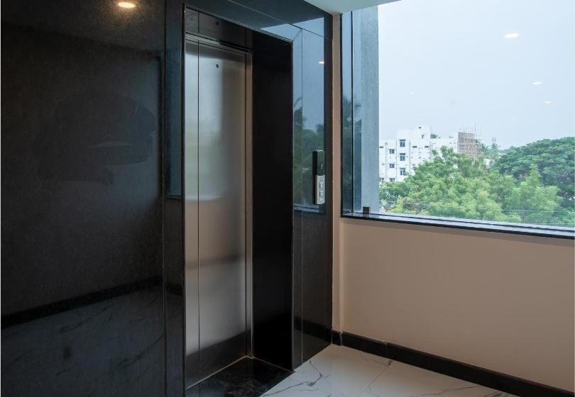 酒店 Parkkavan Towers