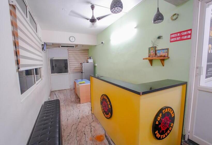 호텔 Pop Tavern Delight By Voye Homes