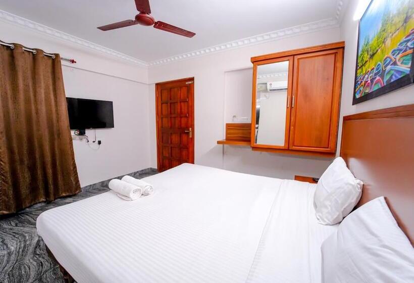 호텔 Pop Tavern Delight By Voye Homes