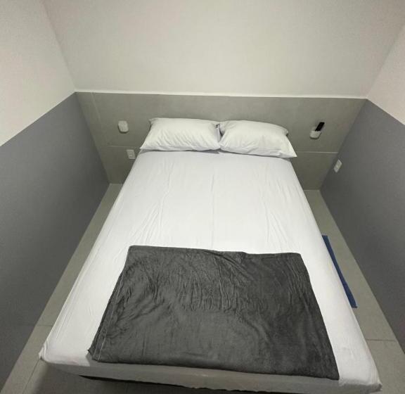 Отель Quarto Privativo Com Banheiro Compartilhado Em Pousada Recém Construída,a 500mts Do Pátio Do Forró