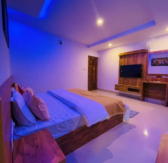 فندق Queen C Inn