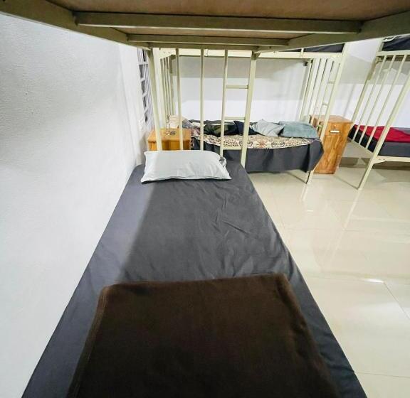 ホテル Queen C Inn