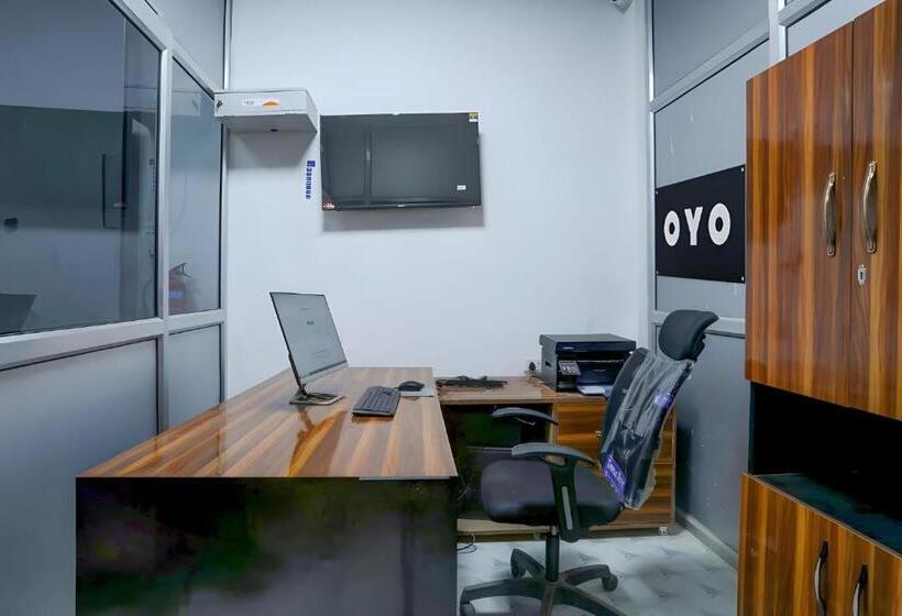 בית מלון כפרי Raisi Residency