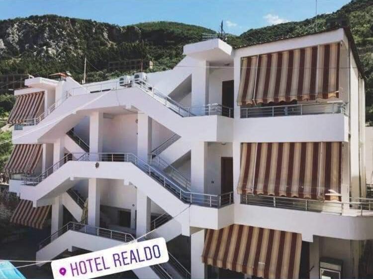 هتل Realdo