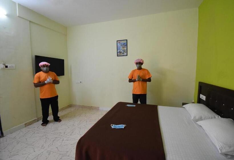 בית מלון כפרי Resort Cr Gaura Vaddo Goa