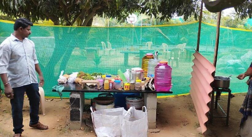 Отель Santhrupthifarmstay