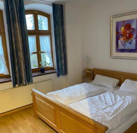 Отель Schlossschänke Friedenfels