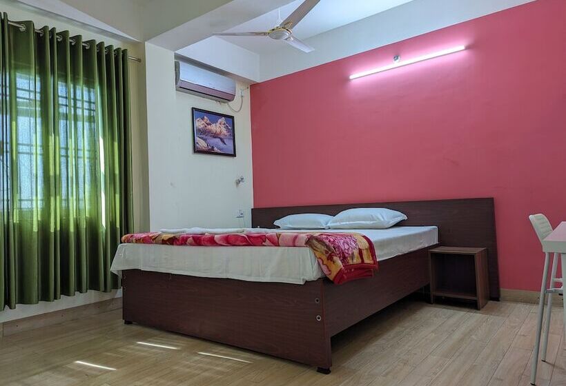 هتل Siliguri Club