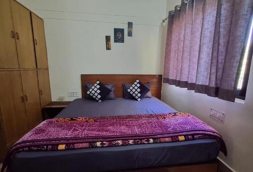 בית מלון כפרי Star Wood