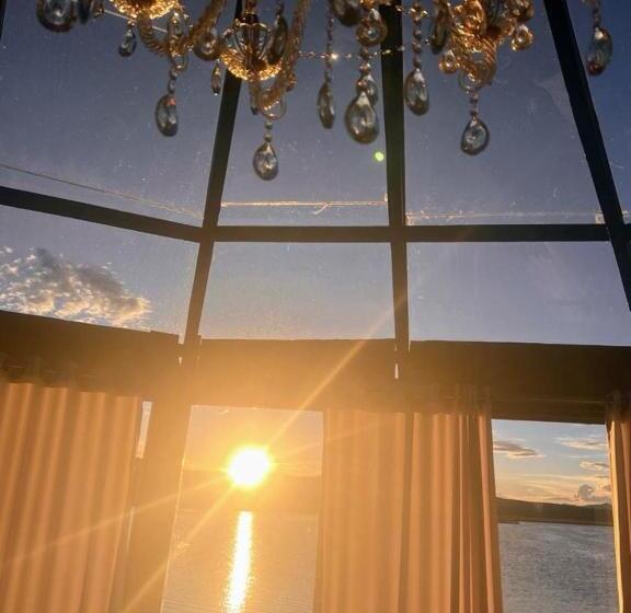 בית מלון כפרי Urus Beluxia