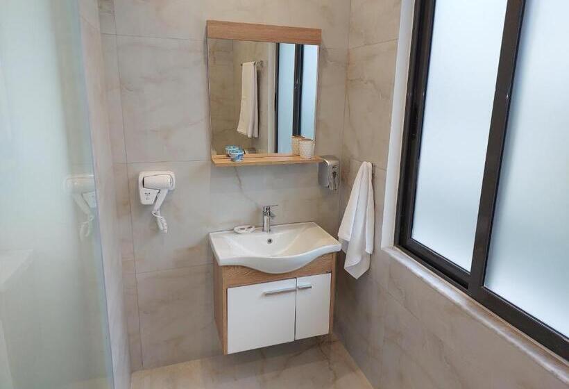 호텔 Vila Bakri Kati 2