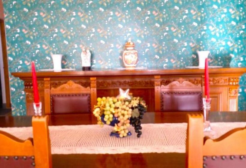 ホテル Villa Como