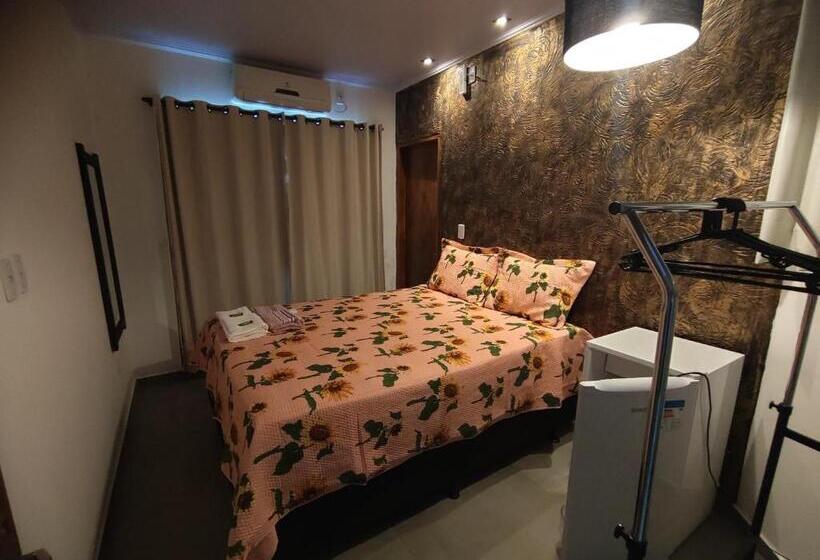 Отель Vitória Suítes Vila De São Jorge