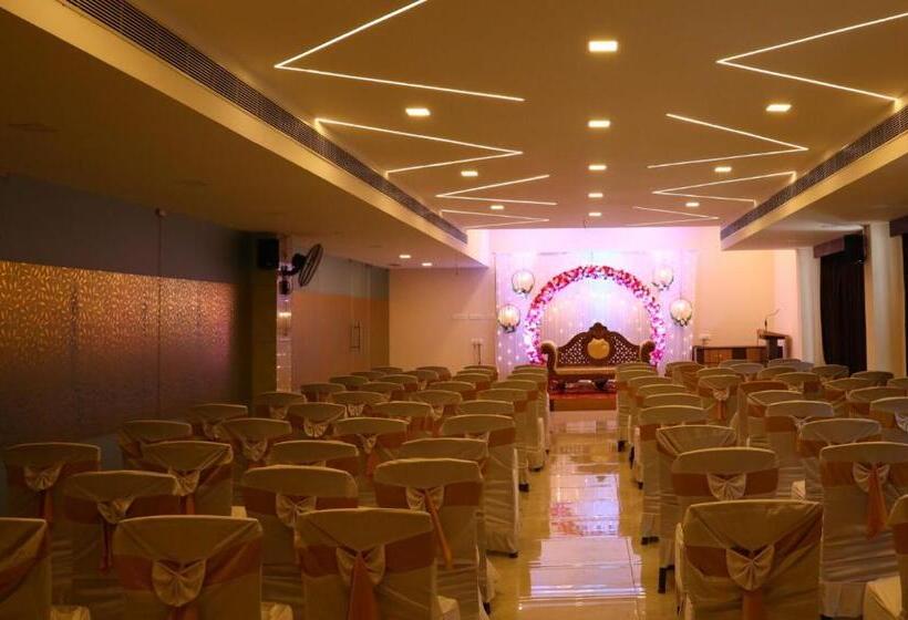 ホテル Vpn Regency