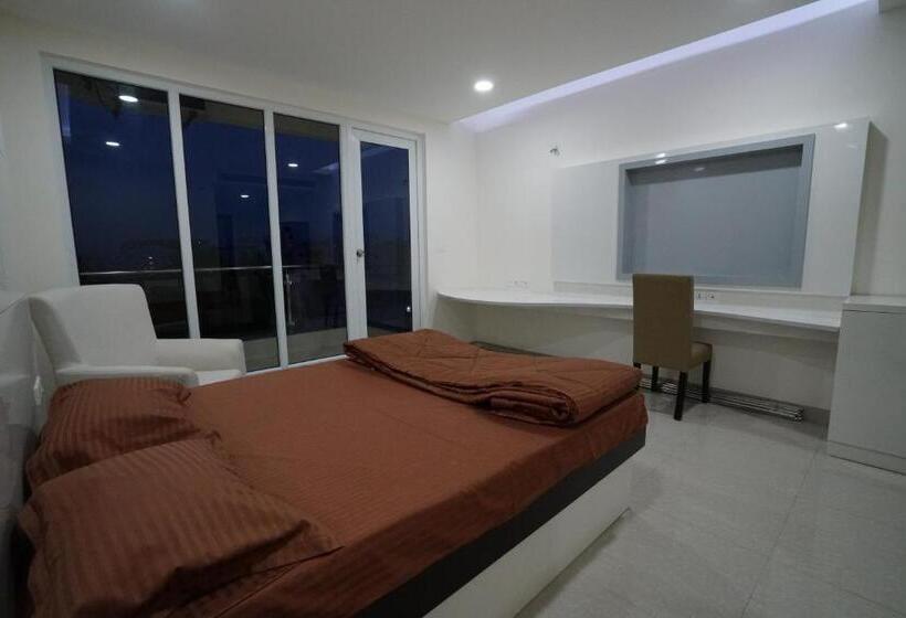 酒店 Palette Perumbakkam Near Sathyabama University