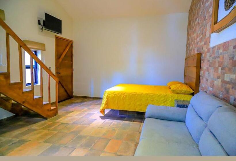 La Ocotera Hotel De Montaña