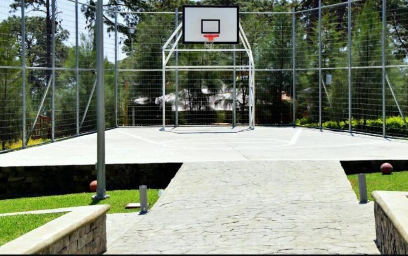 La Ocotera Hotel De Montaña