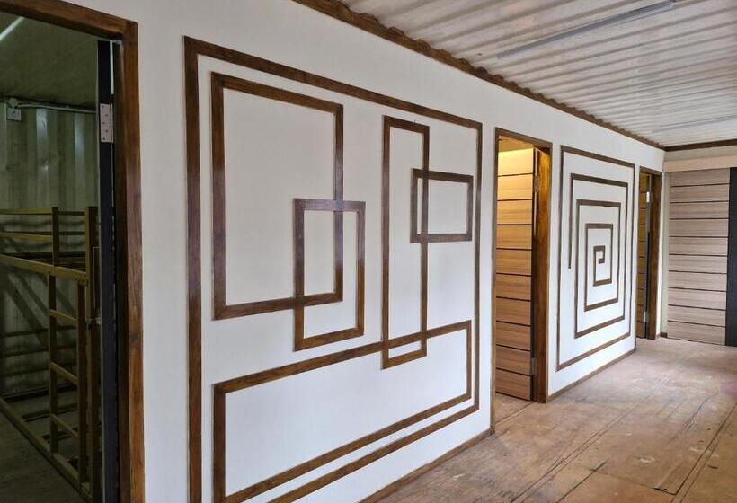 Karcof Container Hostel